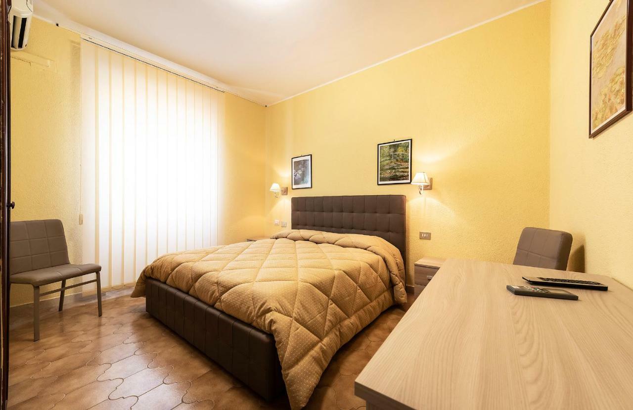 Hotel Aurelia タルクイーニア エクステリア 写真