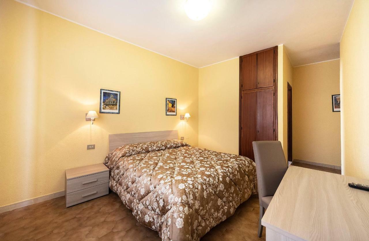 Hotel Aurelia タルクイーニア エクステリア 写真