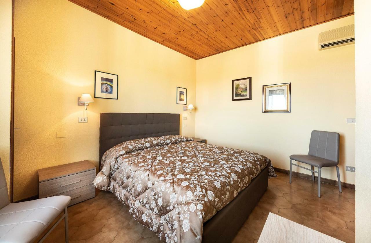 Hotel Aurelia タルクイーニア エクステリア 写真